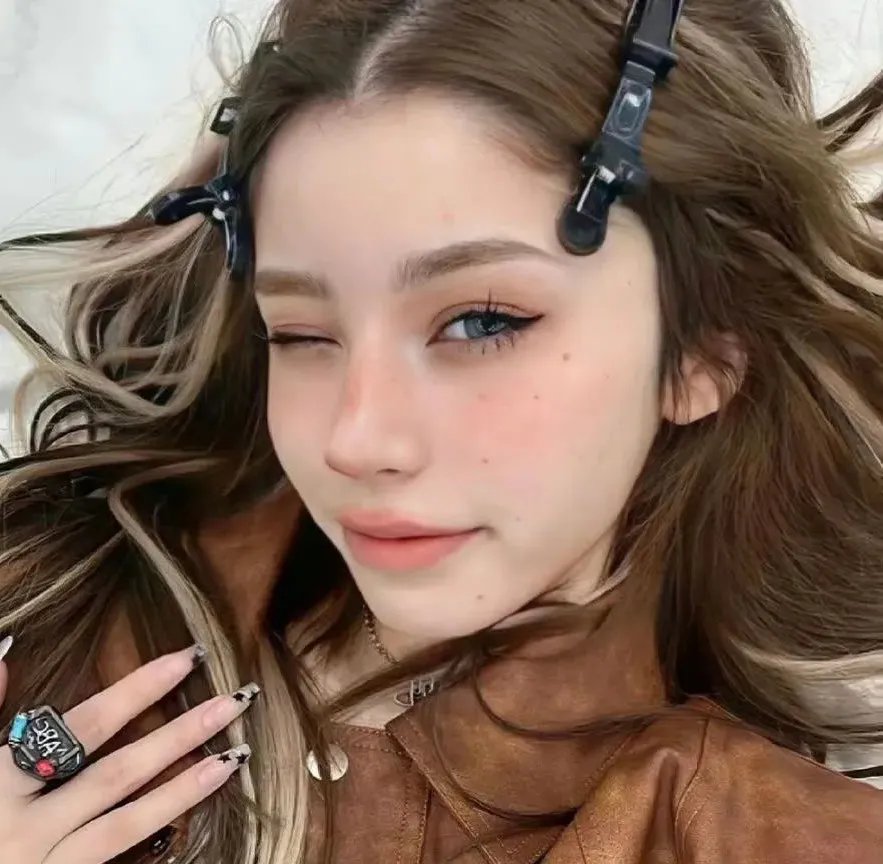 中世纪摩登